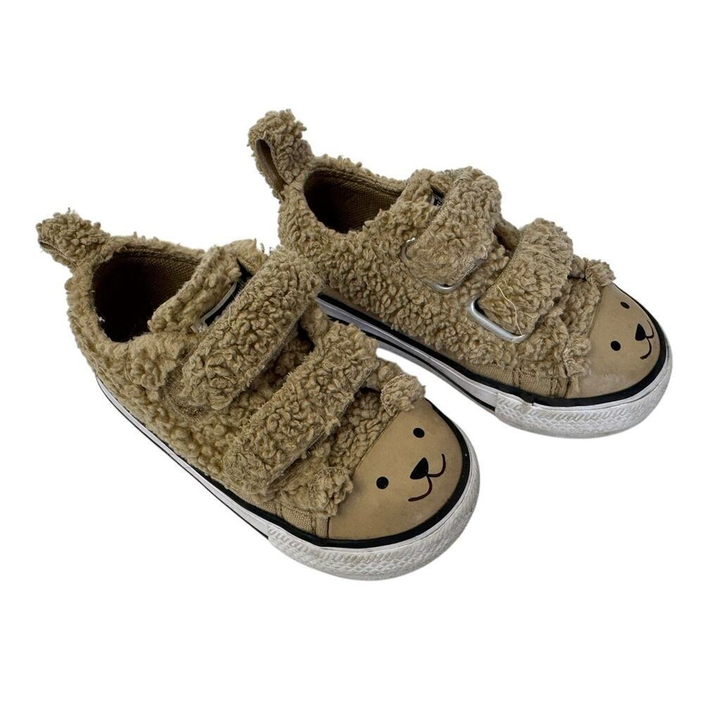 CONVERSE Chuck Taylor All Star Easy On Teddy Bear Fuzzy Strap Shoes Toddler Sz 5